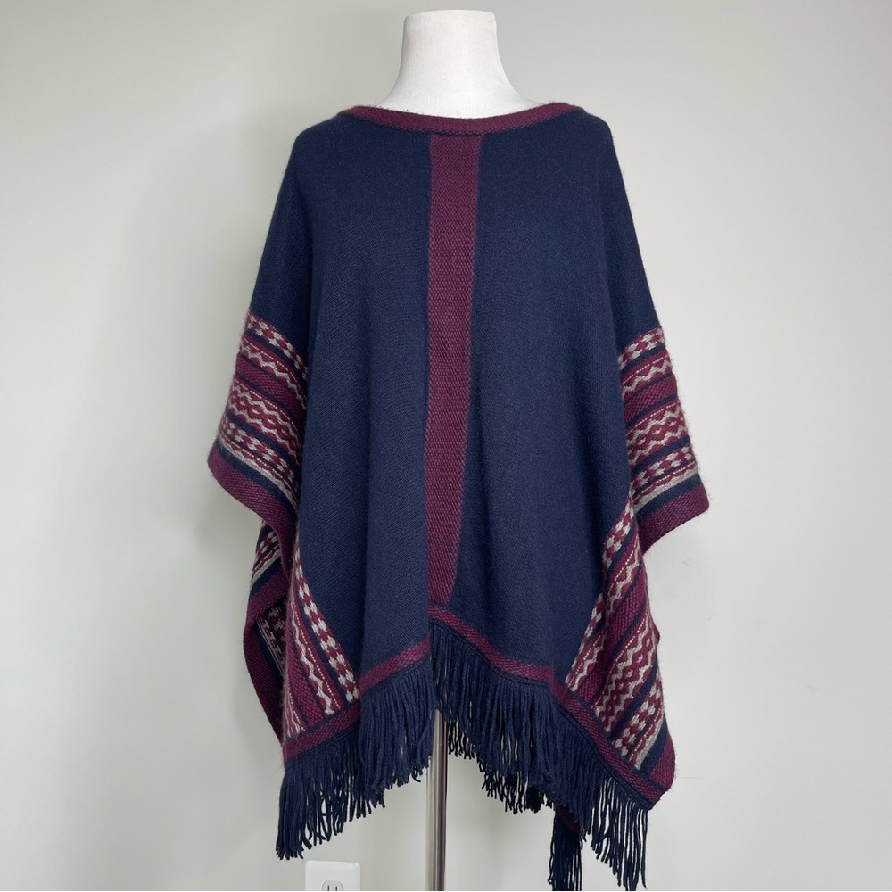 Club Monaco Lambswool Cashmere Angora Rabbit Hair Super Soft Cozy Poncho Sweater